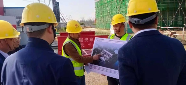 南昌市政公用生態(tài)農業(yè)示范園研發(fā)大樓項目進行安全生產文明檢查6002.jpg