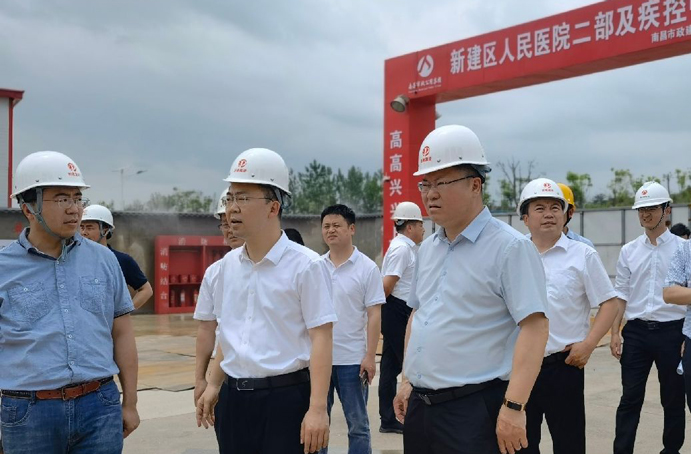 新建區(qū)委常委、常務副區(qū)長賈中強到新建區(qū)職業(yè)技術學校新校區(qū)建設項目、新建區(qū)人民醫(yī)院二部及疾控中心項目調研